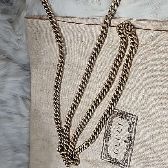 Gucci Black GG Marmont Mini Leather Shoulder Bag - Picture 6 of 15